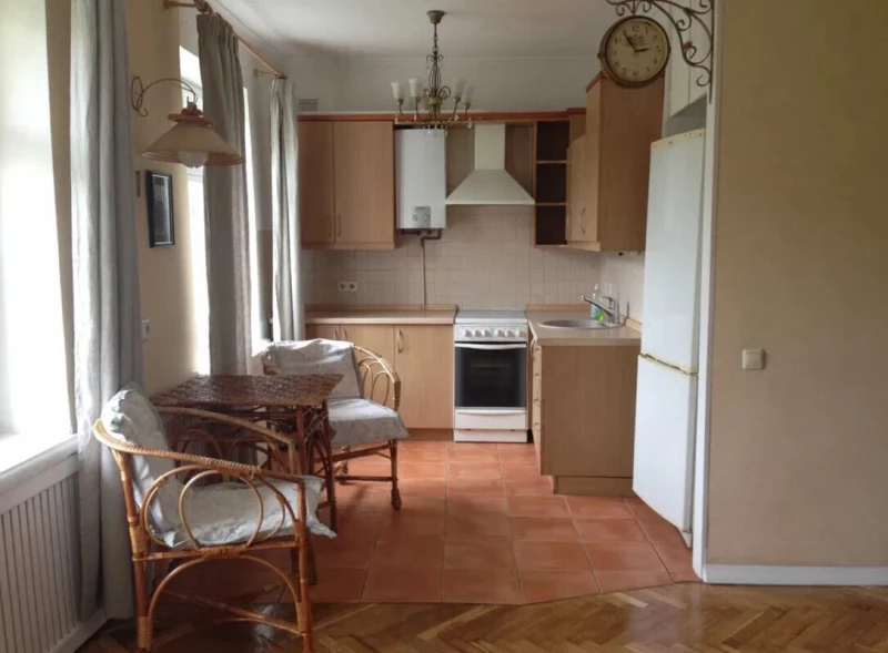 Квартира 2-кімн. оренда Київ, Печерский – 42 м², Київ — 1/7