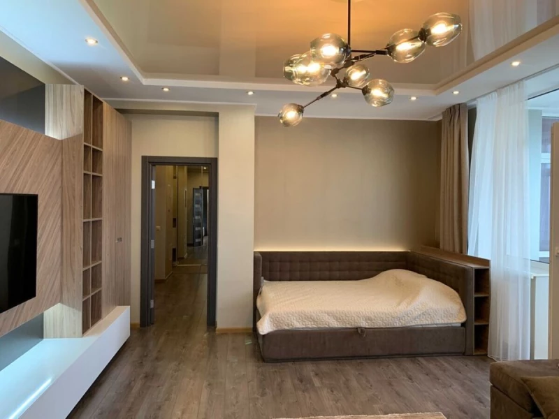 Квартира 1-кімн. оренда Київ, Печерский – 70 м²