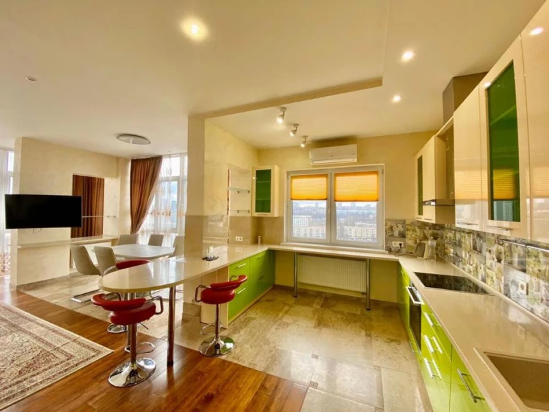 Квартира 3-кімн. оренда Київ, Соломенский – 80 м², Киев — 7/15