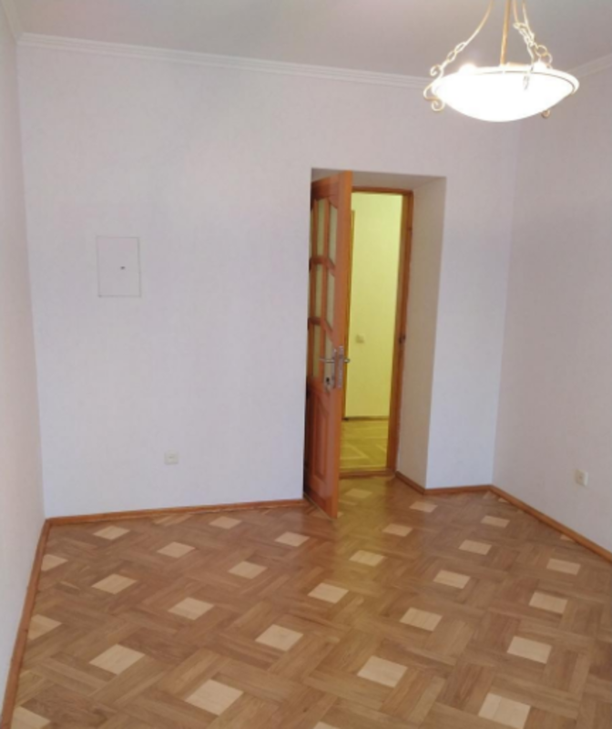 Квартира 4-кімн. продаж Київ, Оболонский – 54.5 м², Київ — 5/10