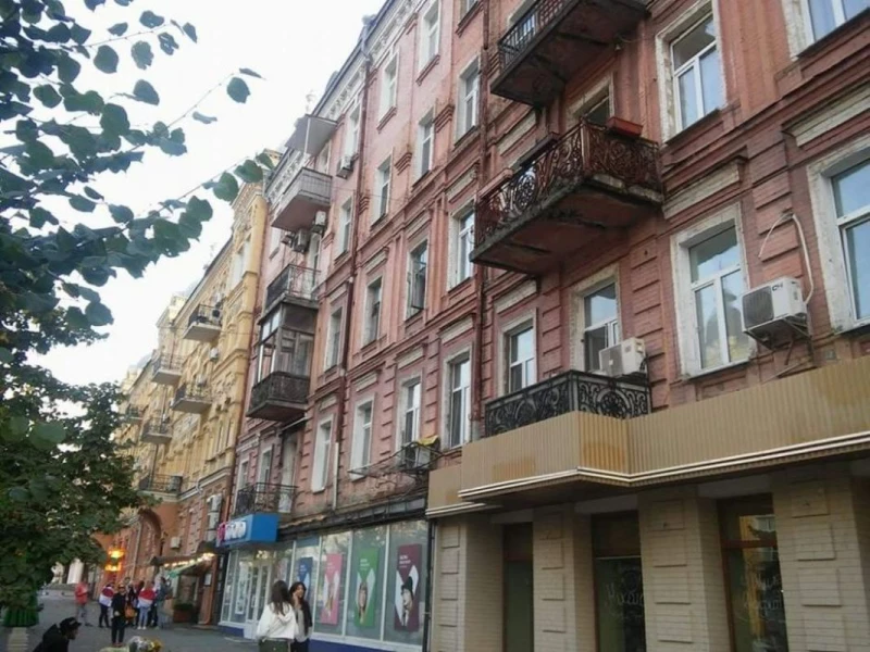 Квартира 2-кімн. продаж Київ, Шевченковский – 12 м²