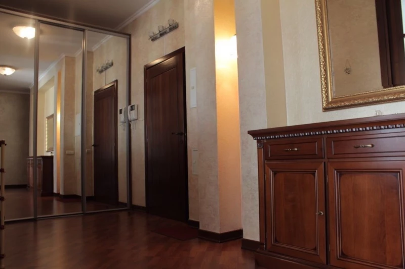 Квартира 4-кімн. продаж Київ, Печерский – 56 м², Київ — 5/7
