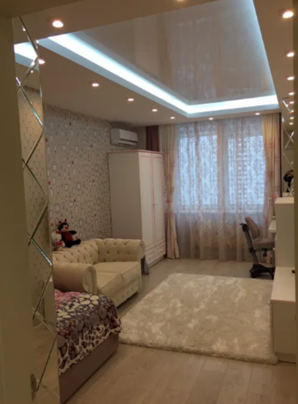 Квартира 4-кімн. продаж Київ, Дарницкий – 50 м², Київ — 6/15