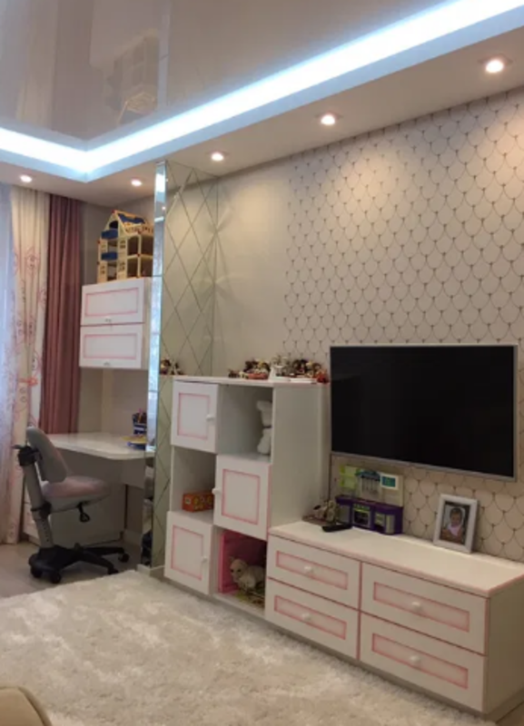 Квартира 4-кімн. продаж Київ, Дарницкий – 50 м², Київ — 7/15