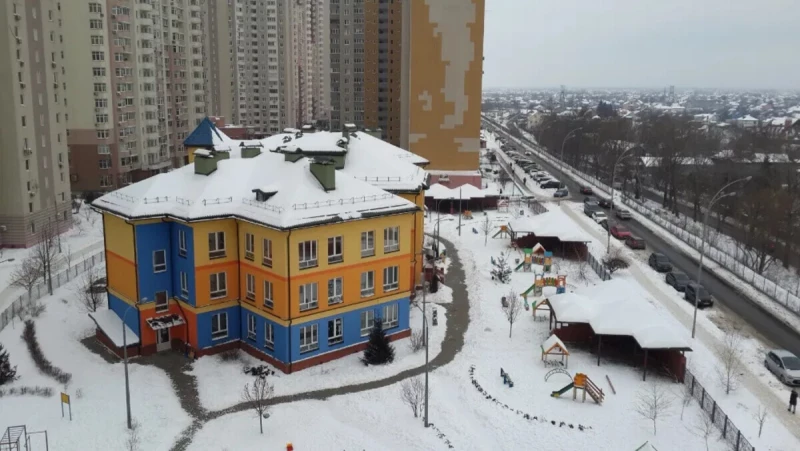 Квартира 3-кімн. продаж Київ, Дарницкий – 134 м², Киев — 2/5