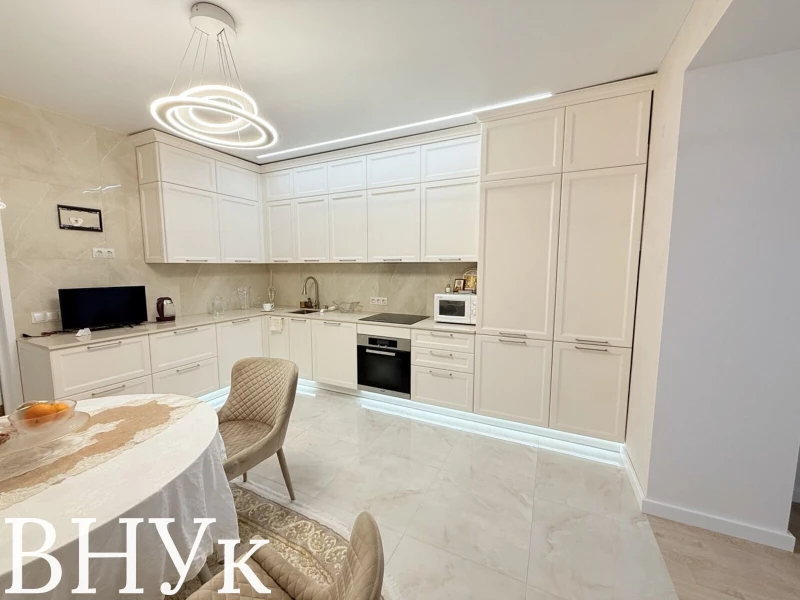 Квартира 2-кімн. продаж Луцьк, Центр – 35 м², Луцк — 6/15