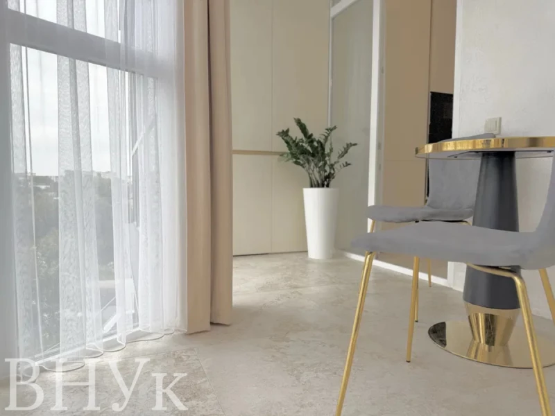 Квартира 4-кімн. продаж Луцьк, Центр – 105 м², Луцк — 14/15