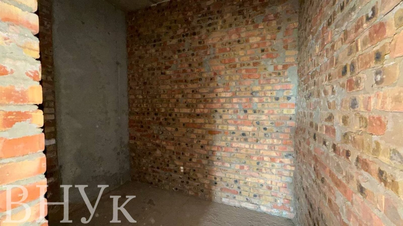 Квартира 2-кімн. продаж Ужгород – 32.84 м², Ужгород — 6/7