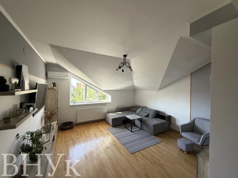 Квартира 3-кімн. продаж Ужгород – 49.5 м²