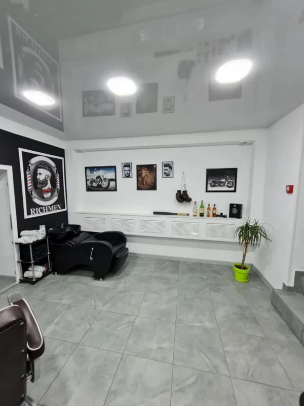 Комерційна нерухомість – 35 м²