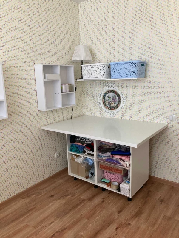 Квартира 2-кімн. продаж Авангард – 42 м², Авангард — 5/15