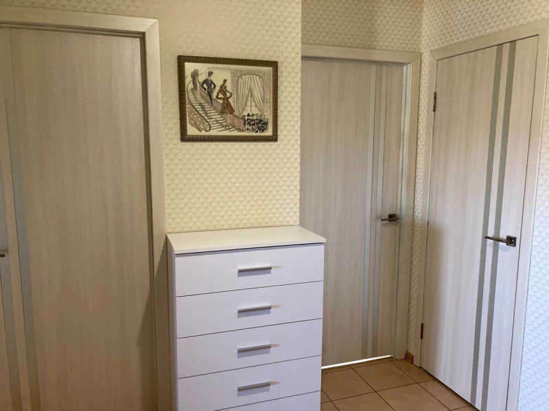 Квартира 2-кімн. продаж Авангард – 42 м², Авангард — 8/15