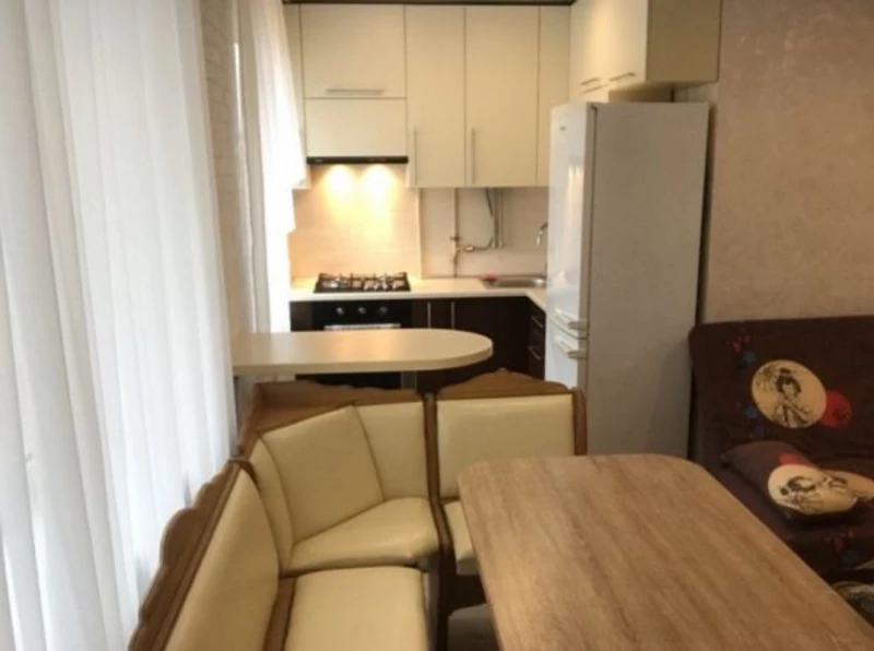 Кімната оренда Полтава, Шевченковский (Октябрьский) – 46 м², Полтава — 3/11