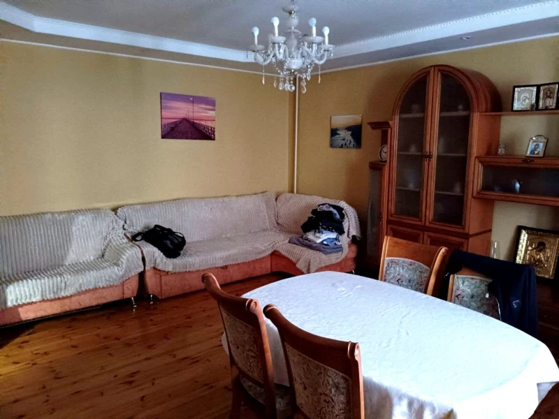 Квартира 2-кімн. продаж Київ, Соломенский – 45 м², Київ — 2/13