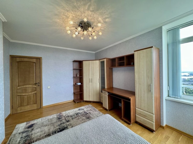 Квартира 3-кімн. продаж Київ, Голосеевский – 45 м², Київ — 8/15