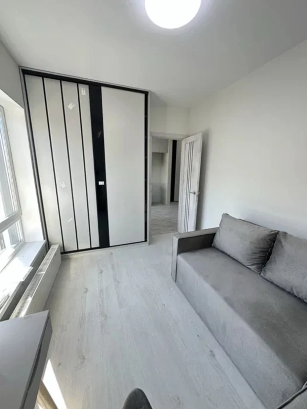 Квартира 2-кімн. продаж Святопетрівське – 38 м², Святопетрівське — 6/14
