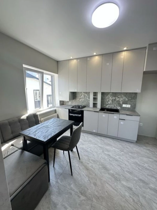 Квартира 2-кімн. продаж Святопетрівське – 38 м², Святопетрівське — 9/14
