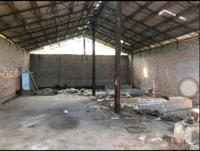 Комерційна нерухомість – 4500 м², Лепляво — 14/15