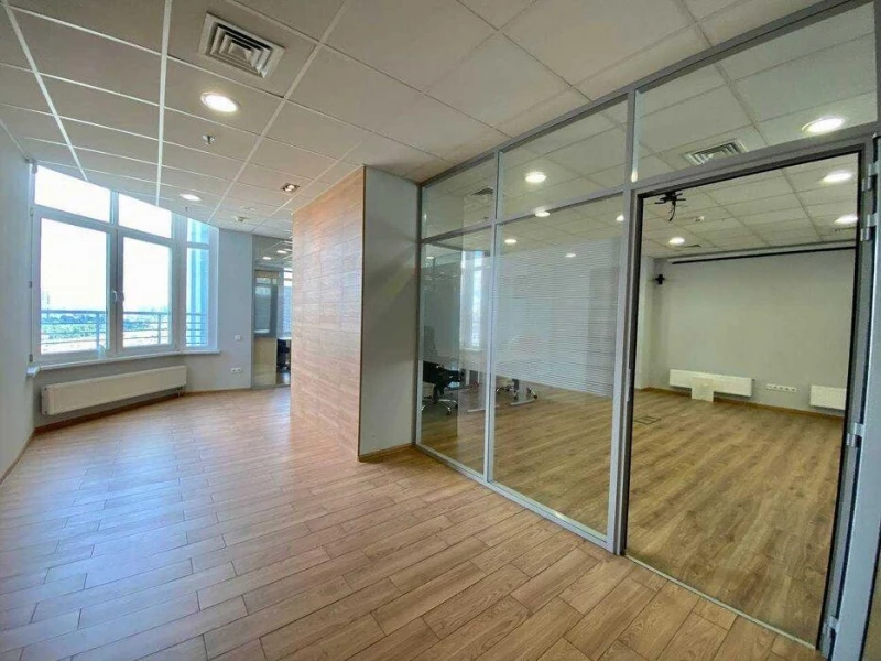 Комерційна нерухомість – 182 м², Київ — 7/15