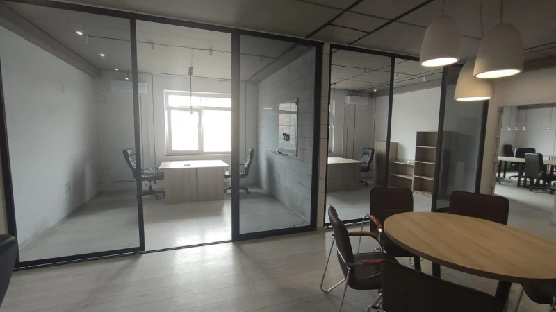 Комерційна нерухомість – 160 м², Київ — 3/7