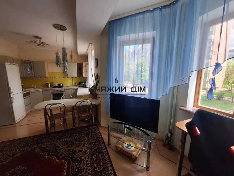 Квартира 2-кімн. продаж Бровари – 32 м², Бровары — 7/15