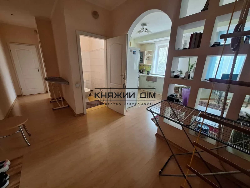 Квартира 2-кімн. продаж Бровари – 32 м², Бровары — 12/15