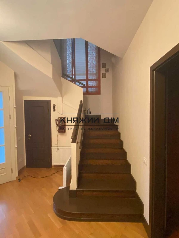Будинок 0-кімн. продаж Гатне – 195 м², Гатное — 3/15