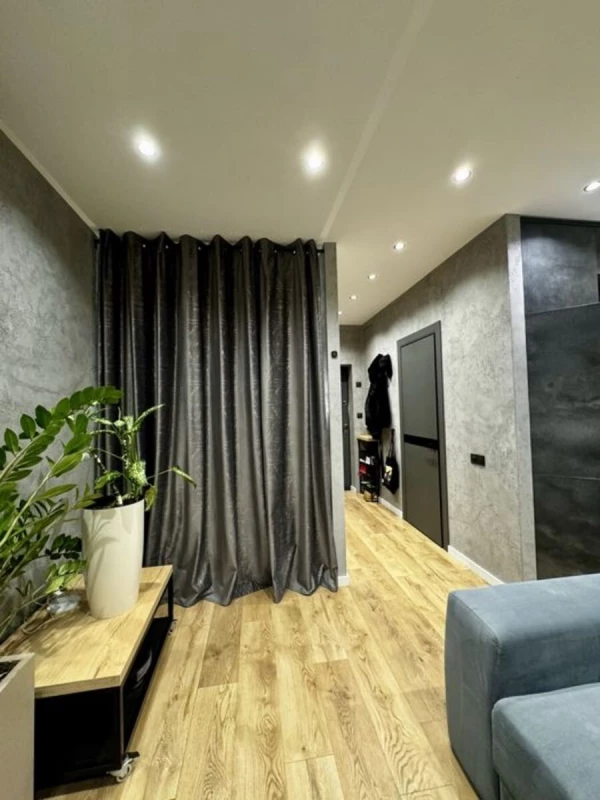 Квартира 1-кімн. продаж Авангард, Авангард – 35 м², Авангард — 13/15