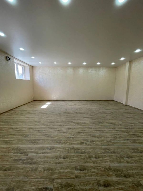 Комерційна нерухомість – 90 м², Авангард — 2/8