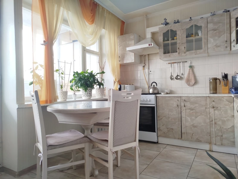 Квартира 3-кімн. оренда Київ, Днепровский – 50 м²