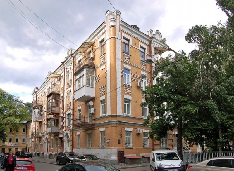 Квартира 4-кімн. продаж Київ, Печерский – 64 м²