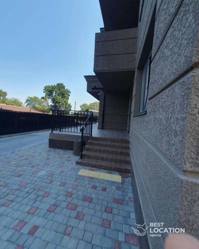 Комерційна нерухомість – 105 м², Одесса — 4/10