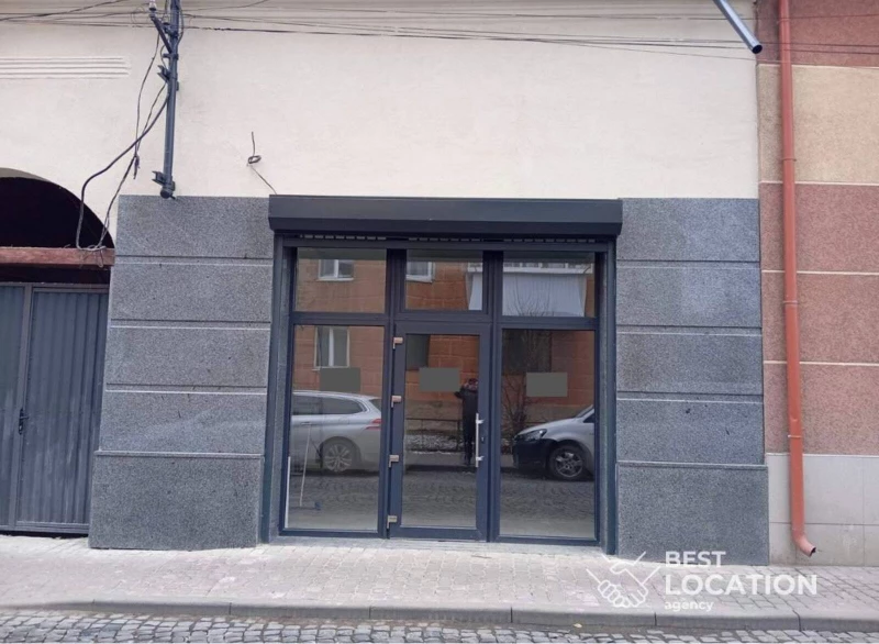 Комерційна нерухомість – 56.2 м², Мукачеве — 3/7
