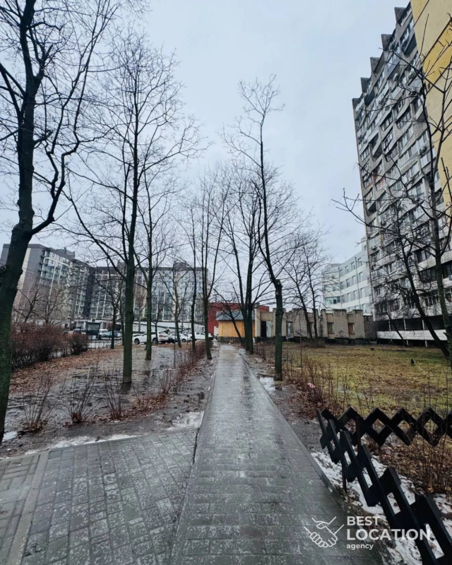 Комерційна нерухомість – 218 м², Дніпро — 10/12