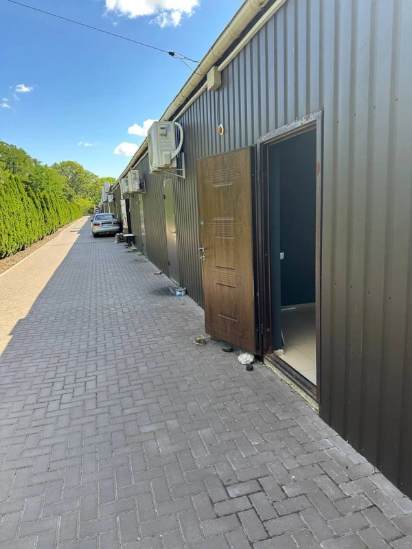 Комерційна нерухомість – 40 м², Кропивницький — 7/8
