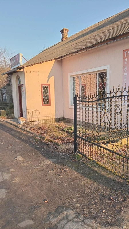 Комерційна нерухомість – 60 м², Іваничі — 2/15