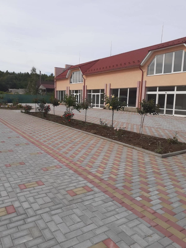 Комерційна нерухомість – 67.7 м², Іршава — 4/8
