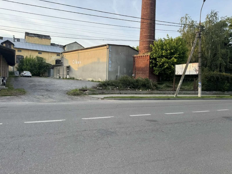 Комерційна нерухомість – 250 м², Буск — 2/7