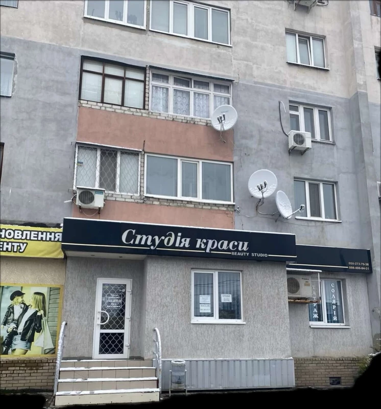 Комерційна нерухомість – 100 м²