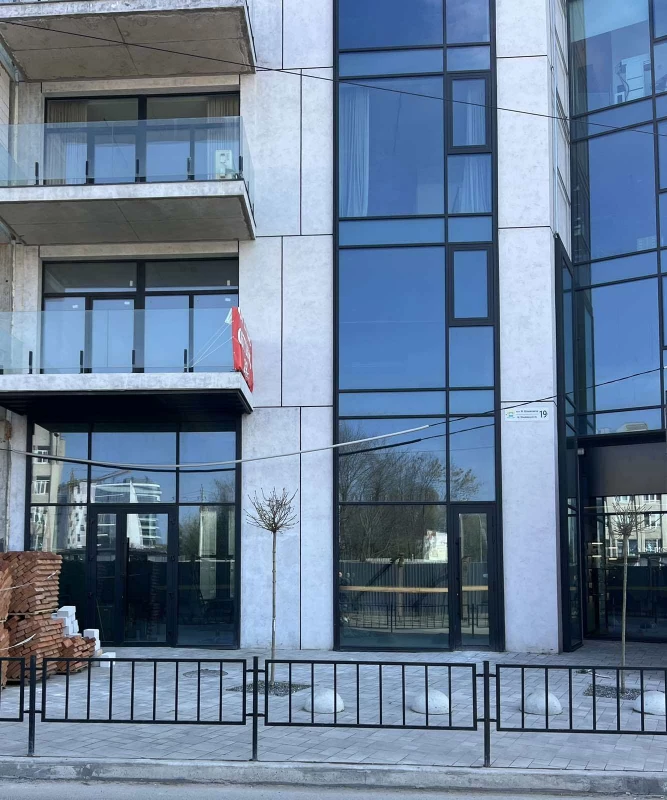 Комерційна нерухомість – 181 м², Тернополь — 7/10