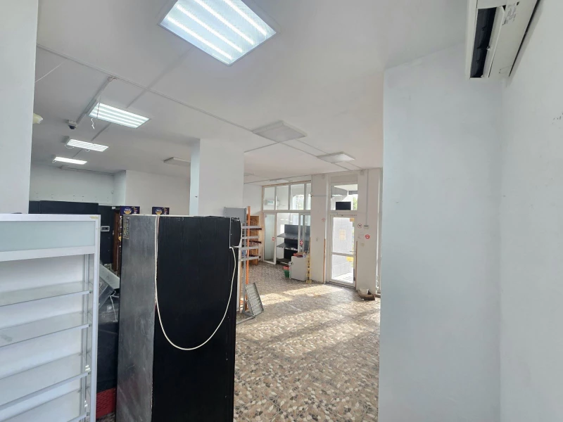Комерційна нерухомість – 80 м², Львів — 15/15