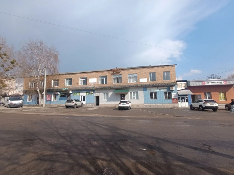 Комерційна нерухомість – 108 м²