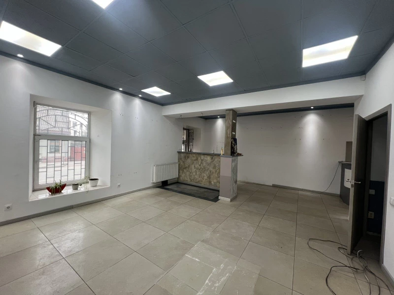 Комерційна нерухомість – 70 м², Львов — 8/15