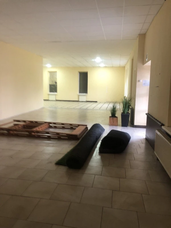 Комерційна нерухомість – 420 м², Валки — 5/9
