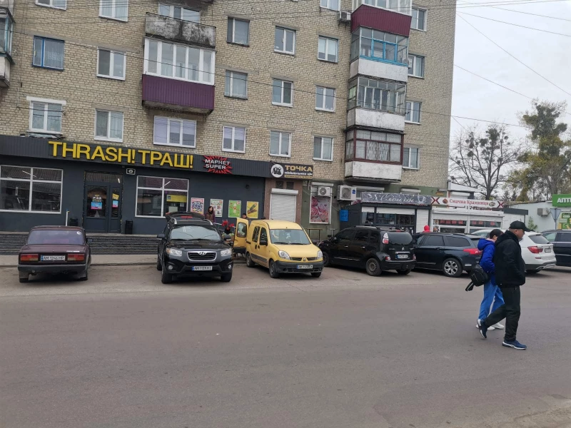 Комерційна нерухомість – 300 м², Коростень — 3/15
