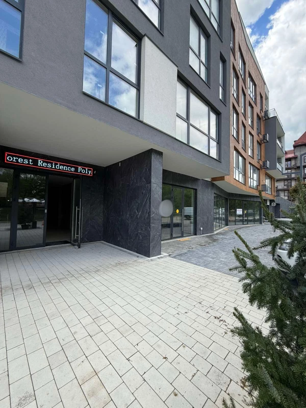 Комерційна нерухомість – 85 м², Поляна — 4/8