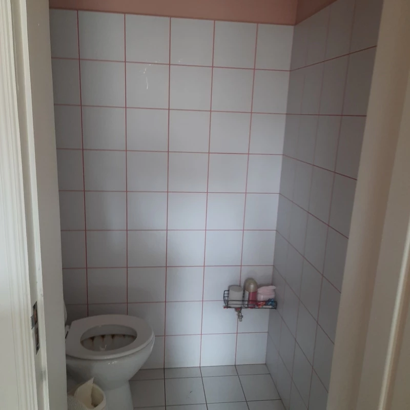 Комерційна нерухомість – 50.01 м², Ромни — 11/12