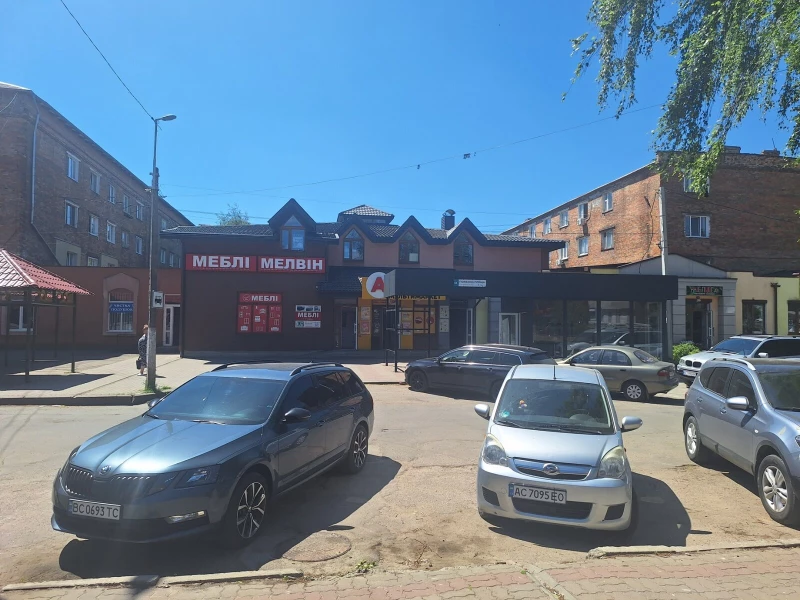 Комерційна нерухомість – 300 м², Нововолинськ — 4/9