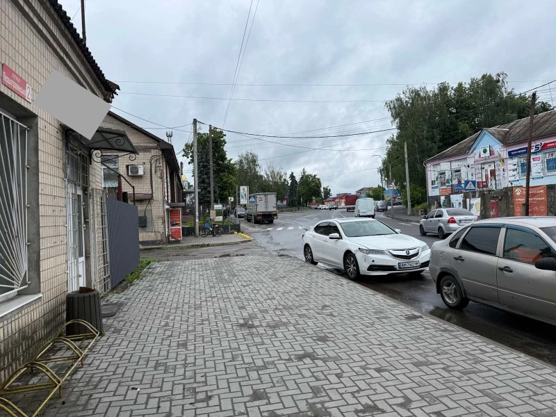 Комерційна нерухомість – 162.4 м², Баранівка — 3/6