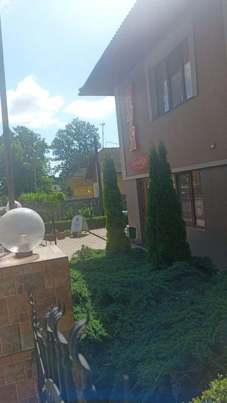 Комерційна нерухомість – 102.2 м², Солотвин — 4/15